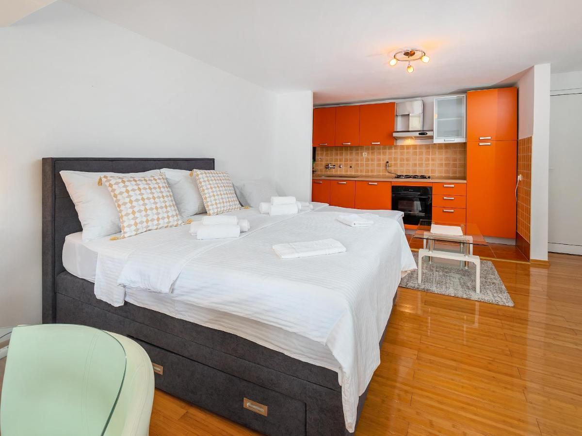 Studio Apartment "Kalina" 550 M From Sea Rijeka Ngoại thất bức ảnh